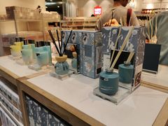 -名创优品(海珠乐峰广场店)