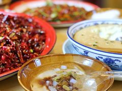 凉粉-思博半步颠小酒馆(梦时代店)