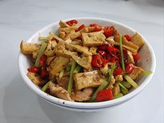 -独一佳老胡湘菜馆(矿山路店)