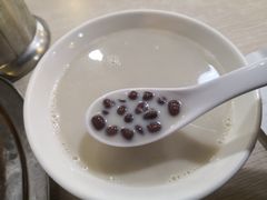 豆浆配红豆-兄弟深夜豆浆