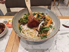 -百春原湖南牛肉粉(百联世纪店)