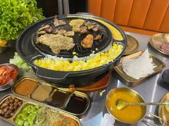 -胡悦里韩式烤肉(芝罘万达广场店)
