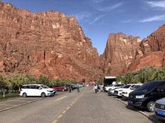 -天山神秘大峡谷