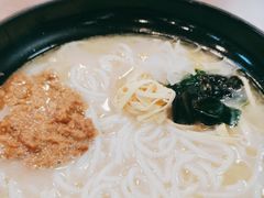 -灵芝妹子海鲜米线(瓦房店新玛特店)