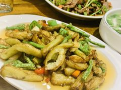 -雷祖芳老妈蹄花店