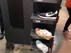 -NIKE上海青浦优选体验店