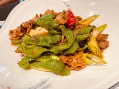 -茶影·老味烧烤