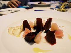 -迪拜帆船酒店海底餐厅