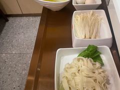 -七欣天香辣蟹火锅(闵行浦江欢乐颂店)