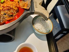 -江边城外烤全鱼(世茂广场店)