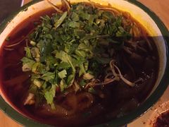 -拈签一笑黄牛肉辣卤串串