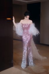 -拉瑞娜LaReine婚纱礼服高级定制