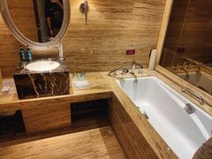 -北京朝阳悠唐皇冠假日酒店