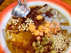 -爆炸头阿姨小四川正宗川味小吃(无任何分店)