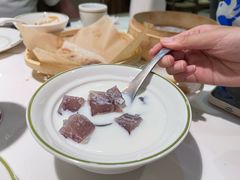 鲜奶红豆水晶糕-春家·非遗手工小吃(徐汇万科广场店)