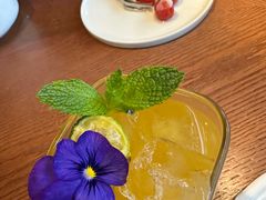 -映水芙蓉(长宁来福士店)