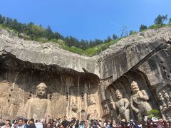 -龙门石窟