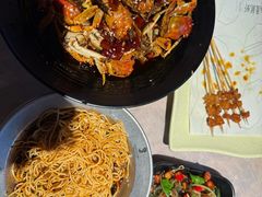 -巴厘龙虾·榜首油焖大虾(音乐学院·沿江酒馆店)