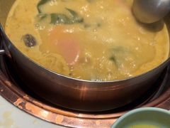 -洪氏嗨捞·猪肚鸡火锅(阳光天地店)