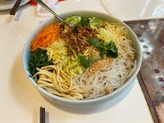 红樱桃大拌菜-红樱桃·欢乐餐厅(太原里店)