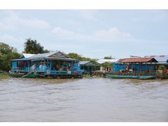 -洞里萨湖
