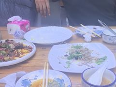 -溢心园香河肉饼总店