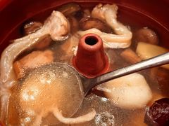气窝猪脚筋-沙龙酒家