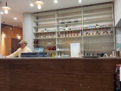 -莲餐厅·湖北菜·潜江小龙虾店(愚园路店)