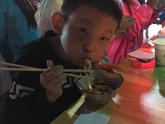 -天天向上素食餐厅(五台山店)