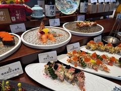 -雍容荟帝王蟹活龙虾展台自助(IFS黑金店)