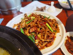 -唐师傅湘西名菜馆(武陵路店)