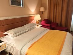 -汕头金海湾大酒店(万象城店)