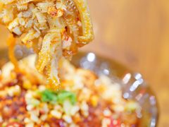 土冒千层肚-楚媚娘炭火蛙锅(宽厚里店)