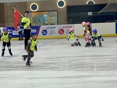 -冠军冰场CHAMPION RINK(环球银泰城店)