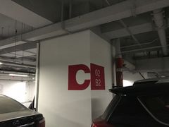 -成都银泰中心-停车场