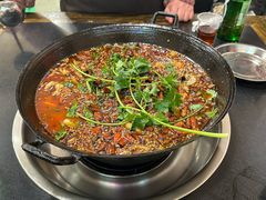 -鸿顺老铁锅美蛙鱼府(解放碑店)