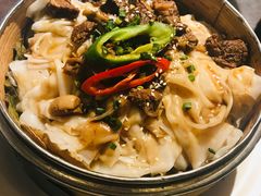 牛腩蒸陈村粉-黄但记老店·陈村粉食府