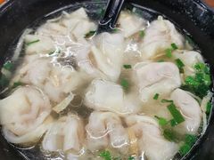 鲜肉小馄饨-上味馆南翔小笼(真金路店)