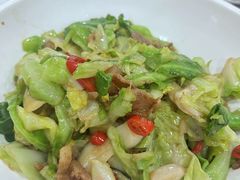 -湖南人家湘菜馆(镇江路店)