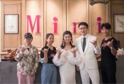 -维多利亚婚纱摄影