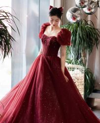 -衣贝姿婚纱礼服馆