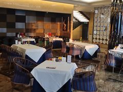 -马克西姆俄罗斯餐厅(通亚街店)