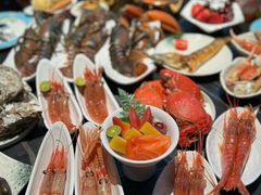-雍容荟帝王蟹活龙虾展台自助(IFS黑金店)