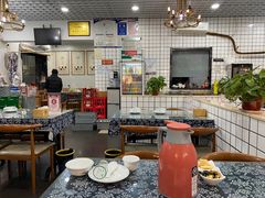 大堂-八两八金·莱芜特色炒鸡(市南漳浦路店)