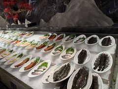 -雍容荟帝王蟹活龙虾展台自助(IFS黑金店)