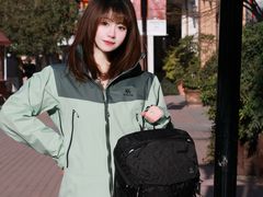 -王府井奥莱临潼小镇(临潼店)