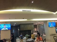 -海口绿发希尔顿酒店-田园汇自助餐·三文鱼·海鲜