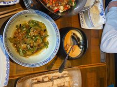 -洞庭土菜小炒馆(易发广场店)