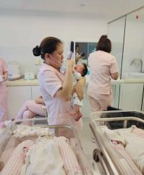 -妈咪爱月子中心·母婴护理