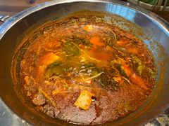 -野山舂·贵州现舂酸汤火锅(鸿通城店)